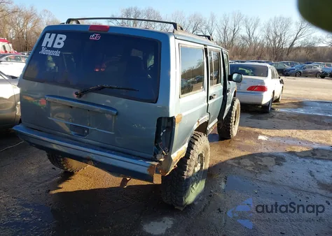 1999 Jeep Cherokee Classic/Sport z USA, uszkodzony, nr VIN 1J4FF68S4XL548622